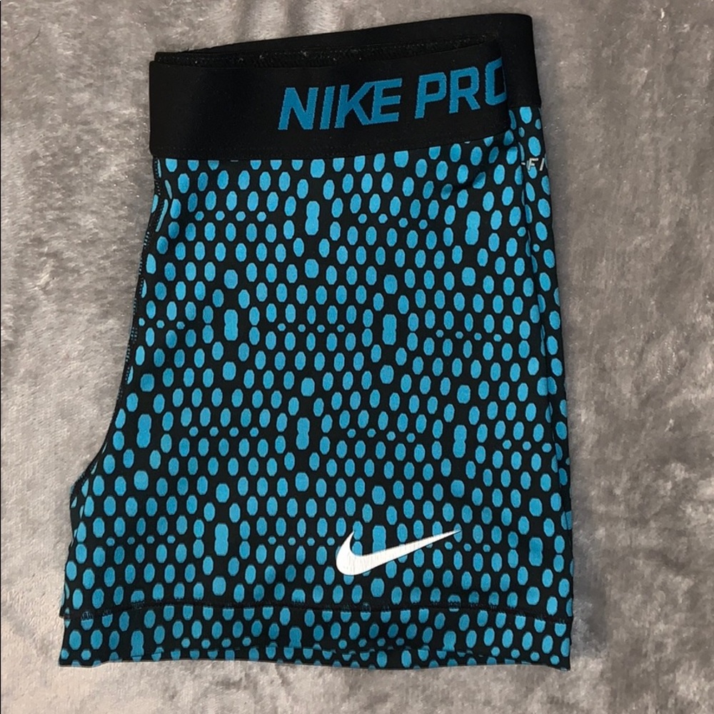 Nike pro spandex bundle - Picture 3 of 3